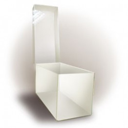 Boîte vide plexiglass transparent